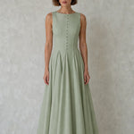 Elegance Sleeveless Pleated Midi Dress with Button Details