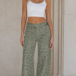 Women's Leopard Print High-Waisted Wide Leg Denim Pants