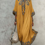 Stylish loose-fit printed dress with a round neck