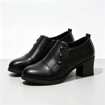 Women's Textured Button Chunky Heel Shoes