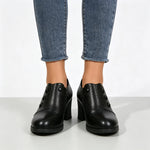 Women's Textured Button Chunky Heel Shoes