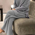 Long-sleeved solid color knitted casual sweater two-piece