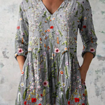 Sloane | Loose-fitting blouse with eye-catching design