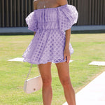 Evie | Robe courte épaule dénudée