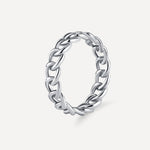 Elegant intertwined ring