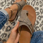Flossie | The Toe Loop Flat Summer Sandal