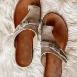 Flossie | The Toe Loop Flat Summer Sandal