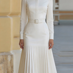 White Turtleneck Long-sleeved Pleated Midi Dress (with belt)